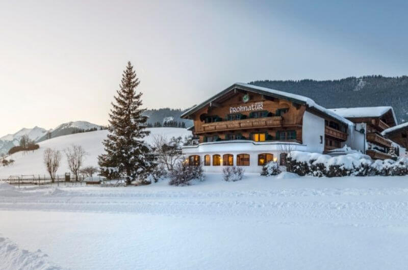 Hotel-Frohnatur-Winterurlaub-Schnee-Skifahren-Familienhotel-Tirol-Österreich-Garni-nachhaltiger-Urlaub-stylish-Kinder-Familie-Familienurlaub-Ferien-Eco