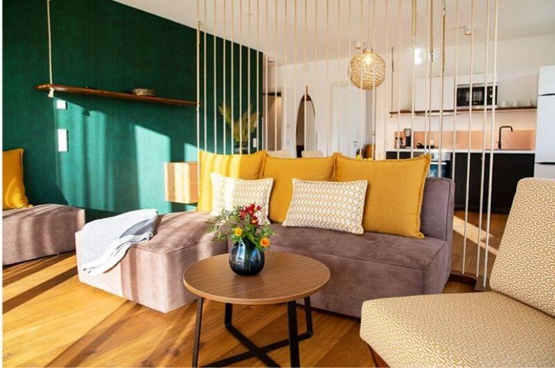 Wald-Hochschwarzwald-Luxus-ferienwohnung-familienfreundlich-mit-kindern-Familienurlaub-WaldFunkeln-Lodge-nachhaltig-bei-freiburg-feldberg-design-modern-sauna