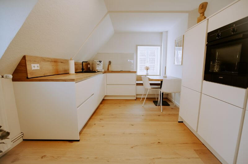 Kueche-Lenis-Lieblingsplatz-Ferienwohnung-Fritz-im-Glueck