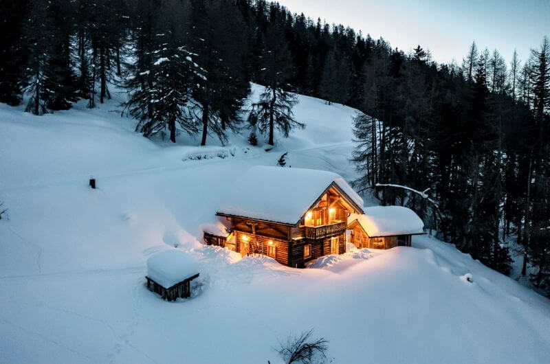 Huette-Chalet-Skipiste-kaernten-landgut-moserhof-skiurlaub-mit-kindern-familienurlaub-oesterreich